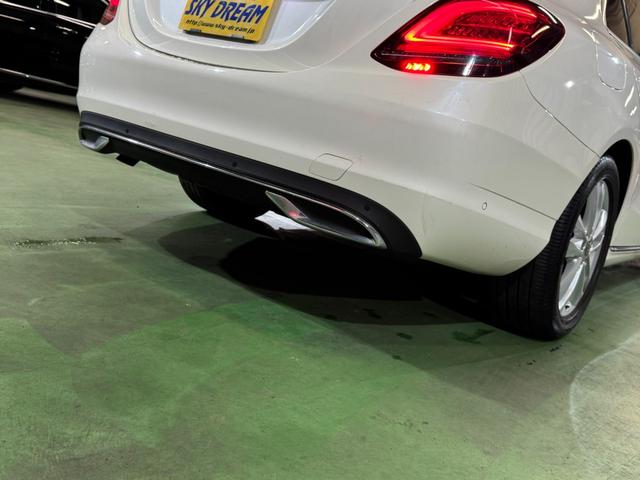 Ｃクラス Ｃ２００アバンギャルド　レザーエクスクルーシブＰ　液晶メーター　レーダーセーフティパッケージ　ブルメスター　パフュームアトマイザー　電動リアゲート　ヘッドアップディスプレイ　ＬＥＤライト　電動リアゲート　６か月保証付き（60枚目）