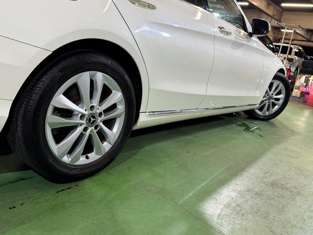 Ｃクラス Ｃ２００アバンギャルド　レザーエクスクルーシブＰ　液晶メーター　レーダーセーフティパッケージ　ブルメスター　パフュームアトマイザー　電動リアゲート　ヘッドアップディスプレイ　ＬＥＤライト　電動リアゲート　６か月保証付き（62枚目）