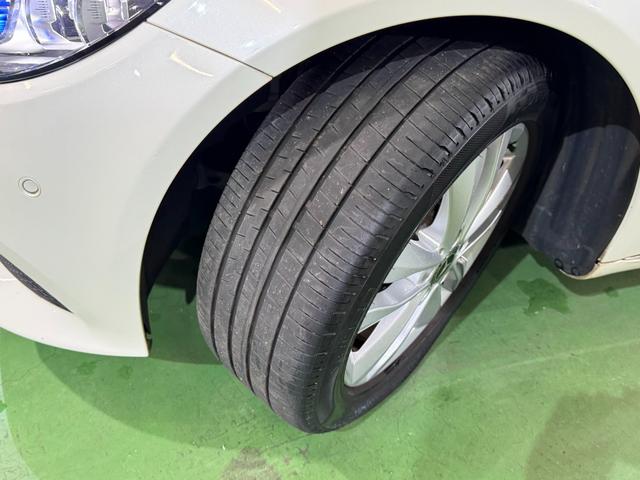 Ｃクラス Ｃ２００アバンギャルド　レザーエクスクルーシブＰ　液晶メーター　レーダーセーフティパッケージ　ブルメスター　パフュームアトマイザー　電動リアゲート　ヘッドアップディスプレイ　ＬＥＤライト　電動リアゲート　６か月保証付き（65枚目）