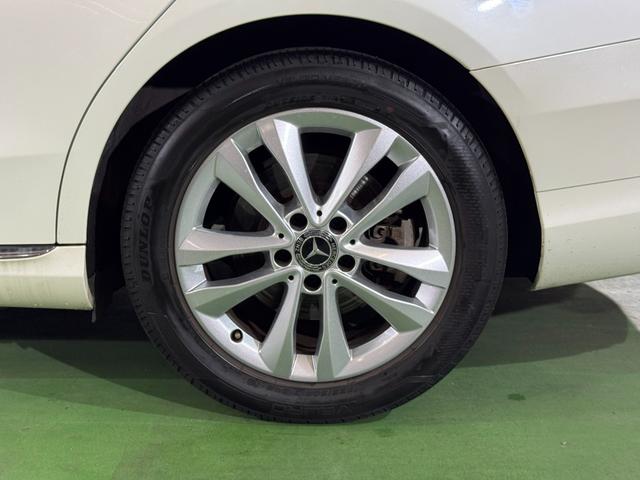 Ｃクラス Ｃ２００アバンギャルド　レザーエクスクルーシブＰ　液晶メーター　レーダーセーフティパッケージ　ブルメスター　パフュームアトマイザー　電動リアゲート　ヘッドアップディスプレイ　ＬＥＤライト　電動リアゲート　６か月保証付き（69枚目）