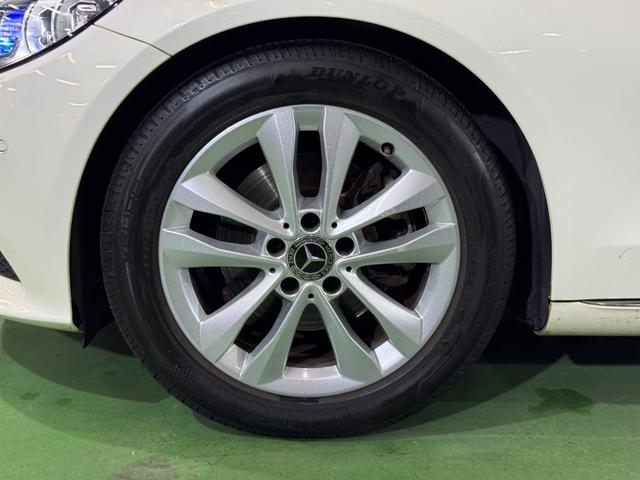 Ｃクラス Ｃ２００アバンギャルド　レザーエクスクルーシブＰ　液晶メーター　レーダーセーフティパッケージ　ブルメスター　パフュームアトマイザー　電動リアゲート　ヘッドアップディスプレイ　ＬＥＤライト　電動リアゲート　６か月保証付き（70枚目）