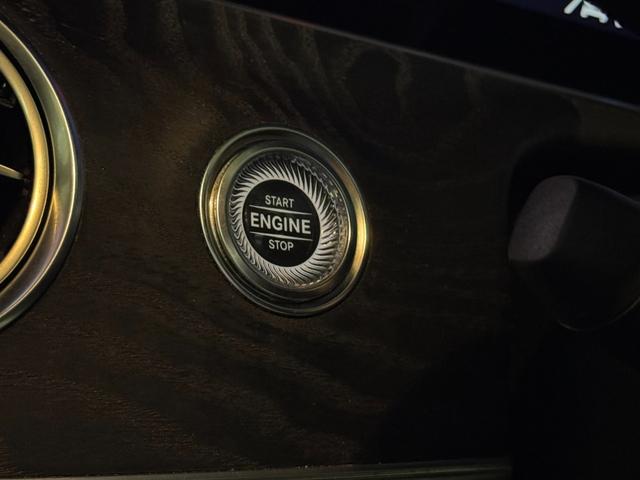 Eクラスステーションワゴン E300 ステーションワゴン スポーツ 1オーナー パノラマサンルーフ レーダーセーフティPKG レザーシート ヘッドアップディスプレイ ナビ地デジ 全方位カメラ 19AW アップルカープレイ ブルメスター エアバランスP 6か月保証付き(24枚目)