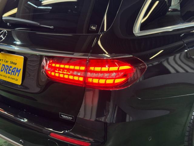 Eクラスステーションワゴン E300 ステーションワゴン スポーツ 1オーナー パノラマサンルーフ レーダーセーフティPKG レザーシート ヘッドアップディスプレイ ナビ地デジ 全方位カメラ 19AW アップルカープレイ ブルメスター エアバランスP 6か月保証付き(61枚目)