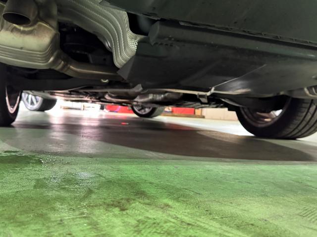 Eクラスステーションワゴン E300 ステーションワゴン スポーツ 1オーナー パノラマサンルーフ レーダーセーフティPKG レザーシート ヘッドアップディスプレイ ナビ地デジ 全方位カメラ 19AW アップルカープレイ ブルメスター エアバランスP 6か月保証付き(72枚目)