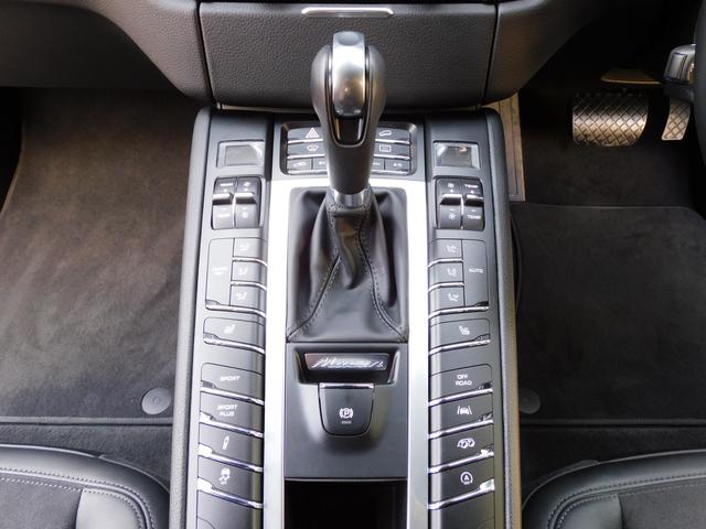 GTS 正規D車 スポーツクロノPKG 専用インテリア シートヒーター 3ゾーンAC PCMナビ 社外地デジ Bカメラ&PAS LCA&LDW クルコン スポエグ PASM エントリーD 電動Rゲート 純正20インチAW(9枚目)