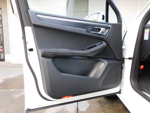 GTS 正規D車 スポーツクロノPKG 専用インテリア シートヒーター 3ゾーンAC PCMナビ 社外地デジ Bカメラ&PAS LCA&LDW クルコン スポエグ PASM エントリーD 電動Rゲート 純正20インチAW(38枚目)