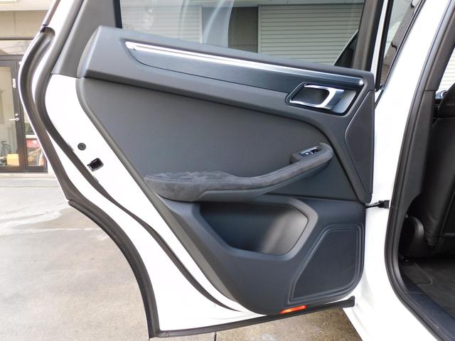 GTS 正規D車 スポーツクロノPKG 専用インテリア シートヒーター 3ゾーンAC PCMナビ 社外地デジ Bカメラ&PAS LCA&LDW クルコン スポエグ PASM エントリーD 電動Rゲート 純正20インチAW(40枚目)