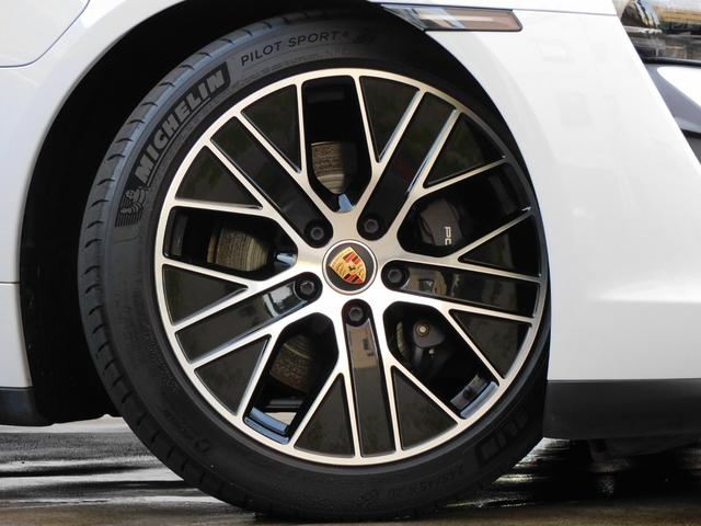 PORSCHE TAYCAN TAYCAN Best Japan Spec Recon Car for Import Malaysia