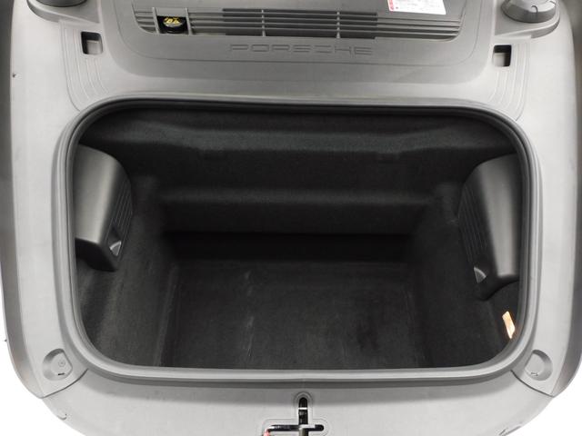 911 911カレラ4S 後期型 7速PDK スポーツクロノPKG 水平対向6気筒ツインターボ 右H正規D車 黒革 Sヒーター PCMナビ BOSE Bカメラ&PAS バイキセノンHL 電動格納ミラー PASM&PTV+ 赤キャリパー 純正20AW(ブラック) 禁煙(26枚目)