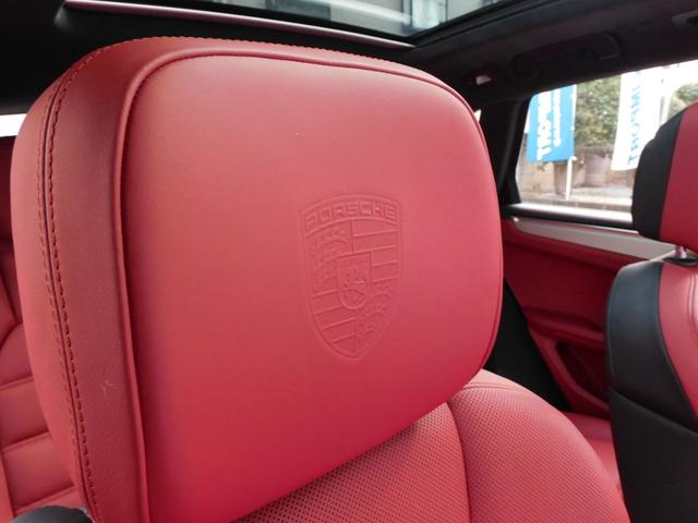 PORSCHE MACAN MACAN TURBO