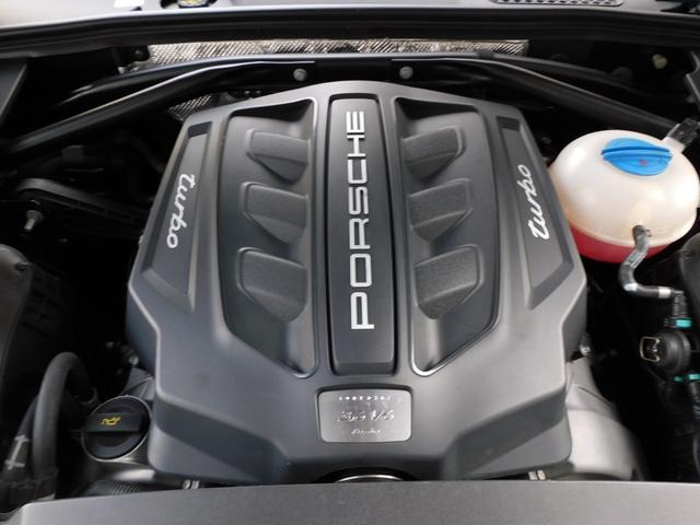 PORSCHE MACAN MACAN TURBO