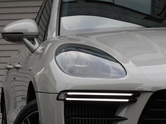 マカン マカン ターボ 後期型 正規D車 パノラマR カーボンインテ 黒革 Sヒーター&クーラー 3ゾーンAC BOSE 全周C ACC&LCA&LDW ティンテッドLEDライト&テールライト コンフォートA スポエグ PASMエアサス PSCB 21AW 1オーナー(3枚目)