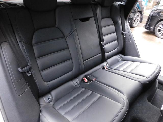 マカン マカン ターボ 後期型 正規D車 パノラマR カーボンインテ 黒革 Sヒーター&クーラー 3ゾーンAC BOSE 全周C ACC&LCA&LDW ティンテッドLEDライト&テールライト コンフォートA スポエグ PASMエアサス PSCB 21AW 1オーナー(39枚目)