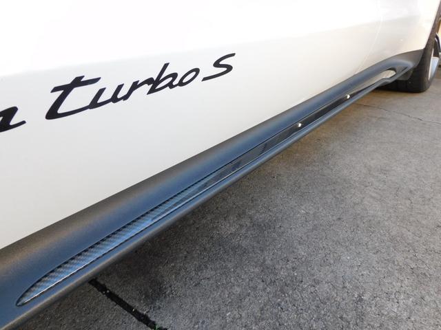 タイカン タイカン ターボS カーボンスポーツデザイン スポクロ パノラマ カーボンインテ 赤革 ベンチレーター 4+1シート パッセンジャーD BOSE 全周C ACC&LCA&LKA LEDマトリ エレクトリックSサウンド Pバッテリー+ PCCB 純正21AW(6枚目)