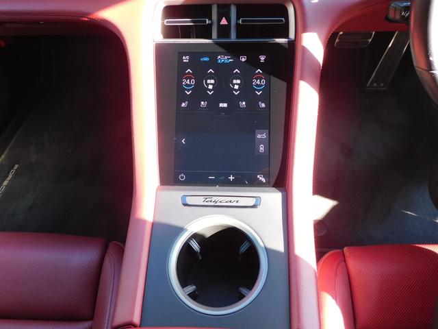 タイカン タイカン ターボS カーボンスポーツデザイン スポクロ パノラマ カーボンインテ 赤革 ベンチレーター 4+1シート パッセンジャーD BOSE 全周C ACC&LCA&LKA LEDマトリ エレクトリックSサウンド Pバッテリー+ PCCB 純正21AW(10枚目)