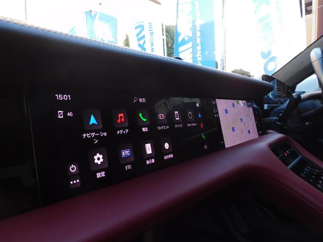 タイカン タイカン ターボS カーボンスポーツデザイン スポクロ パノラマ カーボンインテ 赤革 ベンチレーター 4+1シート パッセンジャーD BOSE 全周C ACC&LCA&LKA LEDマトリ エレクトリックSサウンド Pバッテリー+ PCCB 純正21AW(17枚目)