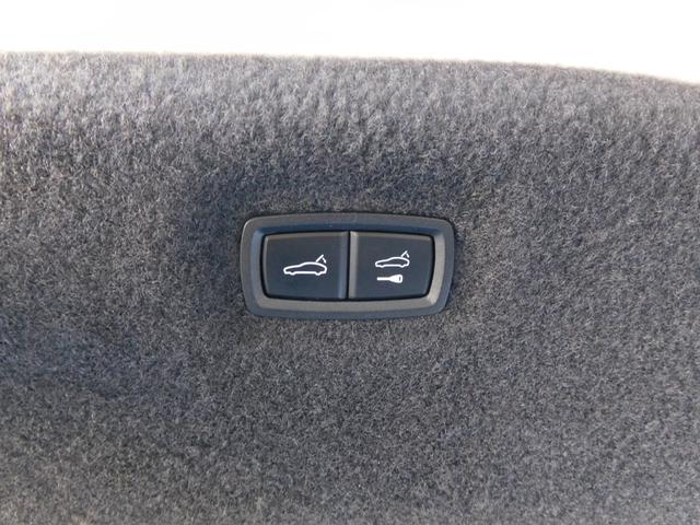 タイカン タイカン ターボS カーボンスポーツデザイン スポクロ パノラマ カーボンインテ 赤革 ベンチレーター 4+1シート パッセンジャーD BOSE 全周C ACC&LCA&LKA LEDマトリ エレクトリックSサウンド Pバッテリー+ PCCB 純正21AW(28枚目)