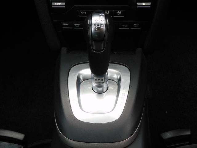 ボクスター ボクスター　２．９　後期型　右Ｈ　正規Ｄ車　７速ＰＤＫ　黒幌　ブラックインテリア　シートヒーター　純正ナビ　地デジ　ＢＯＳＥ　Ｂカメラ　バイキセノンＨＬ　純正１７インチＡＷ（6枚目）