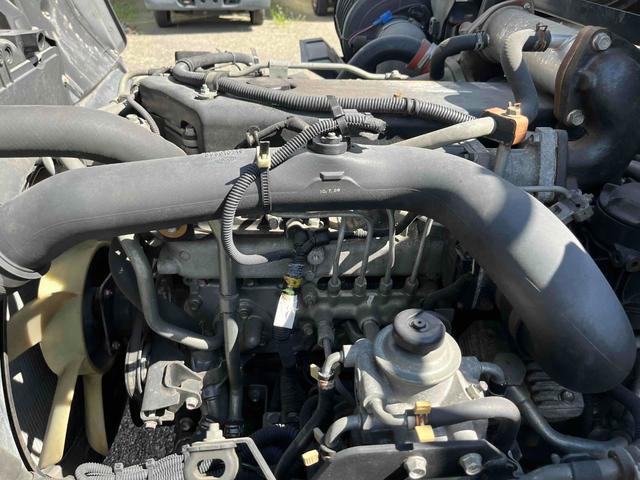 いすゞ フォワード 3.85t積み脱着装置付コンテナ専用車W いすゞ フォワード 3.85t積み脱着装置付コンテナ専用車W