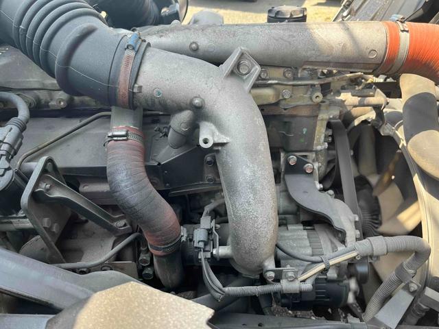 ファイター ３．９５ｔ積アームロール新明和Ｗシリンダー　６速ＭＴ　３．９５ｔ積み脱着装置付コンテナ専用車　車検Ｒ８年６月５日　６速ＭＴ　新明和製アームロール　ＣＣＡ４４－１１　ツインホイスト　キャブバックデッキ付　タイヤ山Ｆ７分Ｒ３分　車両総重量７９９０キロ（47枚目）