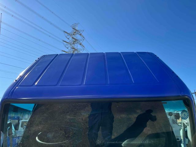 キャンター ３ｔ積み深ダンプ　５速ＭＴ　荷台容積５．４立米　３ｔ積み土砂禁ダンプ　５速ＭＴ　車検Ｒ８年１０月２６日　塗装済み車両　ＥＴＣ付　荷台内寸長３０５幅１６０高１１１ｃｍ　容積５．４立米　リヤ観音開き　車両総重量６１８５キロ（12枚目）