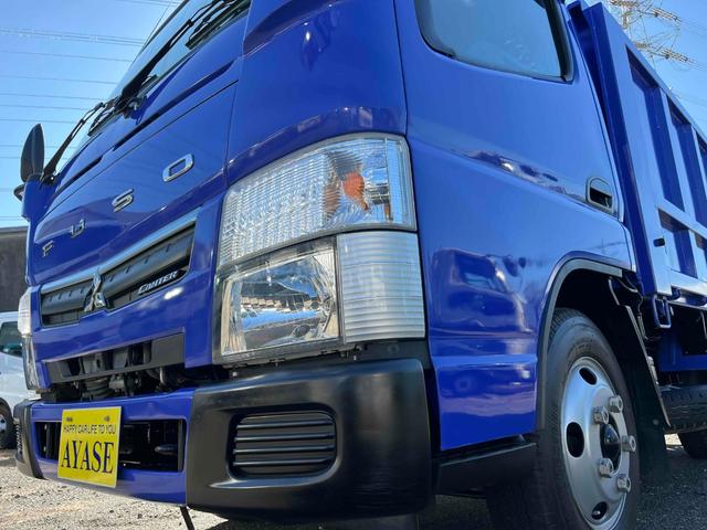 キャンター ３ｔ積み深ダンプ　５速ＭＴ　荷台容積５．４立米　３ｔ積み土砂禁ダンプ　５速ＭＴ　車検Ｒ８年１０月２６日　塗装済み車両　ＥＴＣ付　荷台内寸長３０５幅１６０高１１１ｃｍ　容積５．４立米　リヤ観音開き　車両総重量６１８５キロ（24枚目）