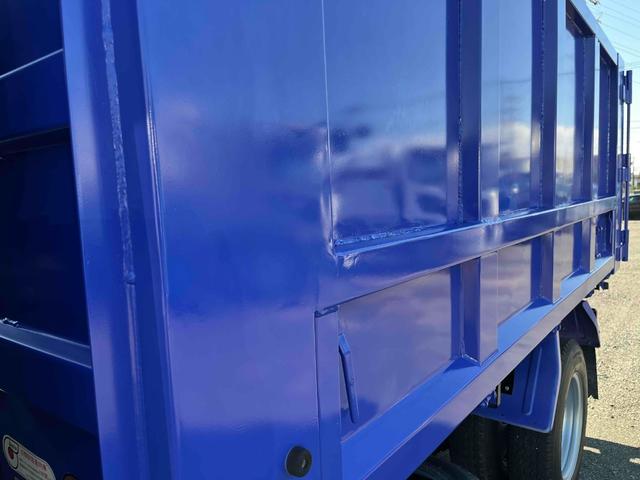 キャンター ３ｔ積み深ダンプ　５速ＭＴ　荷台容積５．４立米　３ｔ積み土砂禁ダンプ　５速ＭＴ　車検Ｒ８年１０月２６日　塗装済み車両　ＥＴＣ付　荷台内寸長３０５幅１６０高１１１ｃｍ　容積５．４立米　リヤ観音開き　車両総重量６１８５キロ（26枚目）