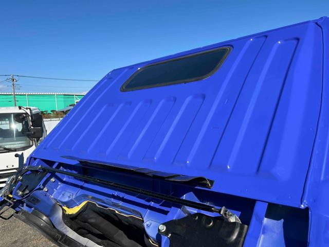 キャンター ３ｔ積み深ダンプ　５速ＭＴ　荷台容積５．４立米　３ｔ積み土砂禁ダンプ　５速ＭＴ　車検Ｒ８年１０月２６日　塗装済み車両　ＥＴＣ付　荷台内寸長３０５幅１６０高１１１ｃｍ　容積５．４立米　リヤ観音開き　車両総重量６１８５キロ（39枚目）