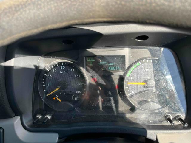 キャンター ３ｔ積み深ダンプ　５速ＭＴ　荷台容積５．４立米　３ｔ積み土砂禁ダンプ　５速ＭＴ　車検Ｒ８年１０月２６日　塗装済み車両　ＥＴＣ付　荷台内寸長３０５幅１６０高１１１ｃｍ　容積５．４立米　リヤ観音開き　車両総重量６１８５キロ（44枚目）