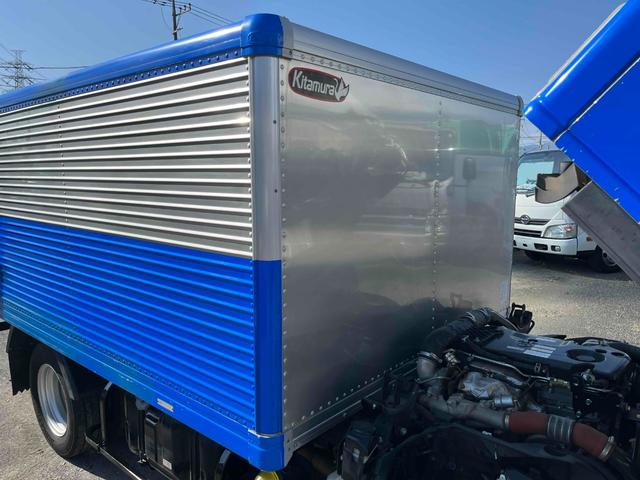 エルフトラック セミロング2t積アルミバン 全高205cm スムーサーAT 2t積アルミバン セミロング車 スムーサーAT 全高205cm クリーニング屋使用歴 リヤ観音開き 助手席側サイドドア付 荷台内寸長348幅179高111cm 車両総重量4765キロ 5t限定免許対応(36枚目)