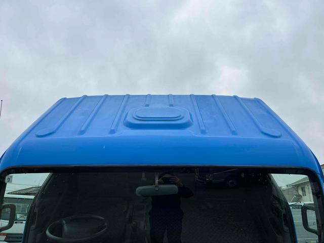 エルフトラック パワーゲート付ワイドロング3t積み平ボディー スムーサーAT ワイドロング3t積み平床ボディー スムーサーAT 車検R8年9月25日 荷台内寸長435幅200高68cm 荷台床面鉄板敷き 左右アオリ上下分割式 楽々ゲート付 新明和製アーム式PG付 タイヤ山7分(44枚目)