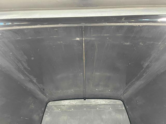 キャンター ダンボール回収歴車　２．３５ｔ積プレス式パッカー車４．９立米　ダンボール回収歴車　２．３５ｔ積プレス式パッカー車　５速ＭＴ　バックカメラ付　モリタエコノス製４．９立米　荷箱型式ＰＡ５５Ｈ　連続スイッチ　汚水タンク付　車両総重量６６８５キロ（37枚目）