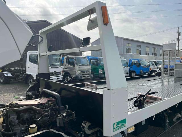 ダイナトラック ワイド超々ロング３．５ｔ積セーフティーローダー　花見台　ワイド超々ロング３．５ｔ積セーフティーローダー　４Ｌディーゼルターボ　６速ＭＴ　花見台製ＳＦ２１ＦＢ　荷台内寸長５７０幅２０８ｃｍ　電動ウインチ　ラジコン付　リヤアルミあおり　車両総重量７８３５キロ（43枚目）