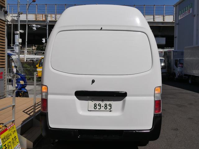 SロングDX 移動販売車 キッチンカー 8ナンバー加工車 ガソリン NOXPM法適合車 リンナイ大型オーブン付2層シンク付水道蛇口2個付 加工室運転室仕切有 普通免許AT 3人乗 100V-1500Wインバーター付(11枚目)