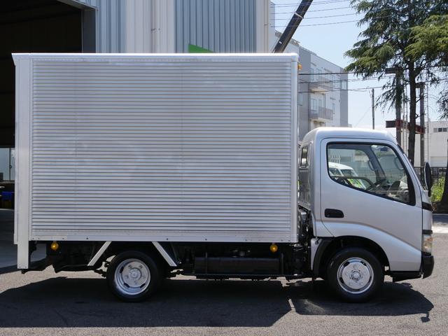 ダイナトラック トヨタ ジャストロー 積載量２ｔ 準中型ｍｔ免許 ２トンアルミバン ガソリン車ｎｏｘｐｍ適合 １０尺パネルバン 荷室高さ２０１ｃｍ幅１７９ｃｍ長さ３１１ｃｍ 全高２８６ｃｍ 床面地上高７８ｃｍ低床アルミ ラッシングレール 埼玉県 ジャストロー
