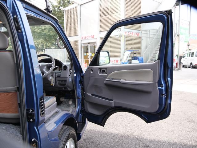 キャラバンコーチ 　２人乗り　１ナンバー普通貨物車　構造変更済　リアシート取外し　５ドア　積載量３５０ｋｇ　普通ＡＴ免許　　Ｗエアコン温度管理　荷室長さ２７０ｃｍ荷室　大型ルーフキャリア付　２．４Ｌガソリン　ＮＯＸ適合（47枚目）