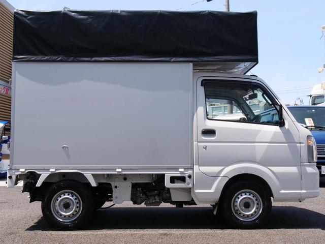 KC 幌付 パネルバン 全高239cm 4WD 切替スイッチ オートマ 鍵付き観音扉 荷室高175cm 荷室長さ200cm 長尺物積載可 対角線長さ300cm 軽貨物車 軽トラック 禁煙 純正 フロアマット(70枚目)