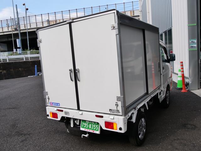 キャリイトラック スズキ 軽貨物車保冷車パネル箱軽トラック 両側スライドドア保冷バン リア観音扉 リア観音扉解除可能９０ ストッパー付 ディスプレイオーディオｂｌｕｅｔｏｏｔｈハンズフリー電話 バックカメラ付 軽オートマの中古車詳細 中古車検索ならkurutown