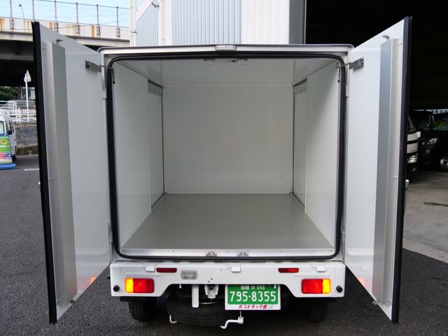 キャリイトラック スズキ 軽貨物車保冷車パネル箱軽トラック 両側スライドドア保冷バン リア観音扉 リア観音扉解除可能９０ ストッパー付 ディスプレイオーディオｂｌｕｅｔｏｏｔｈハンズフリー電話 バックカメラ付 軽オートマの中古車詳細 中古車検索ならkurutown