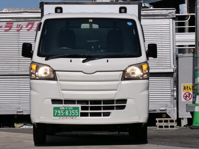 　元移動コンビニ仕様　移動販売車　物販車　拡声器付　－５℃冷蔵ガラスショーケース２室　温度帯設定可能　右側－２０℃冷凍庫　１００Ｖコンセント２口　商品陳列棚　キーレス　４ＷＤ　三方開　禁煙車　ＡＴ車(27枚目)