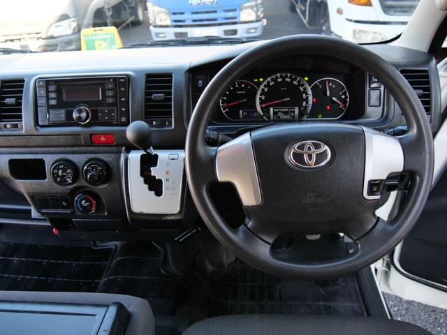 ハイエースバン ロングＤＸ　４ドア　荷室長さ３００ｃｍ助手席前倒し長さ３８５ｃｍ荷室床ビニール床フック６カ所あり　３人乗　禁煙者東京都内ワンオーナー車　全記録簿有すべてトヨタディーラー点検整備　ＴＳＳプリクラ車線逸脱警報（5枚目）