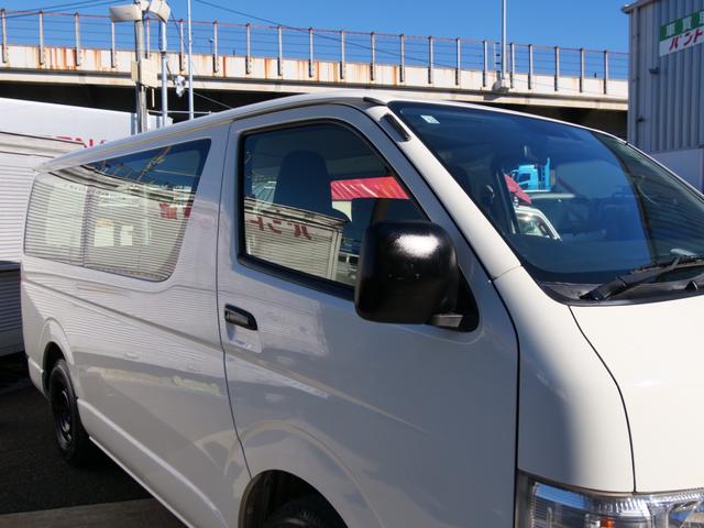 ハイエースバン ロングＤＸ　４ドア　荷室長さ３００ｃｍ助手席前倒し長さ３８５ｃｍ荷室床ビニール床フック６カ所あり　３人乗　禁煙者東京都内ワンオーナー車　全記録簿有すべてトヨタディーラー点検整備　ＴＳＳプリクラ車線逸脱警報（25枚目）