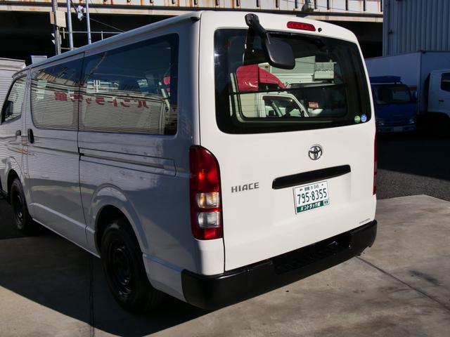 ハイエースバン ロングＤＸ　４ドア　荷室長さ３００ｃｍ助手席前倒し長さ３８５ｃｍ荷室床ビニール床フック６カ所あり　３人乗　禁煙者東京都内ワンオーナー車　全記録簿有すべてトヨタディーラー点検整備　ＴＳＳプリクラ車線逸脱警報（33枚目）