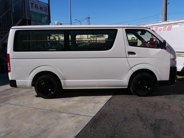 ハイエースバン ロングＤＸ　４ドア　荷室長さ３００ｃｍ助手席前倒し長さ３８５ｃｍ荷室床ビニール床フック６カ所あり　３人乗　禁煙者東京都内ワンオーナー車　全記録簿有すべてトヨタディーラー点検整備　ＴＳＳプリクラ車線逸脱警報（36枚目）
