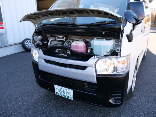 ハイエースバン ロングＤＸ　４ドア　荷室長さ３００ｃｍ助手席前倒し長さ３８５ｃｍ荷室床ビニール床フック６カ所あり　３人乗　禁煙者東京都内ワンオーナー車　全記録簿有すべてトヨタディーラー点検整備　ＴＳＳプリクラ車線逸脱警報（59枚目）