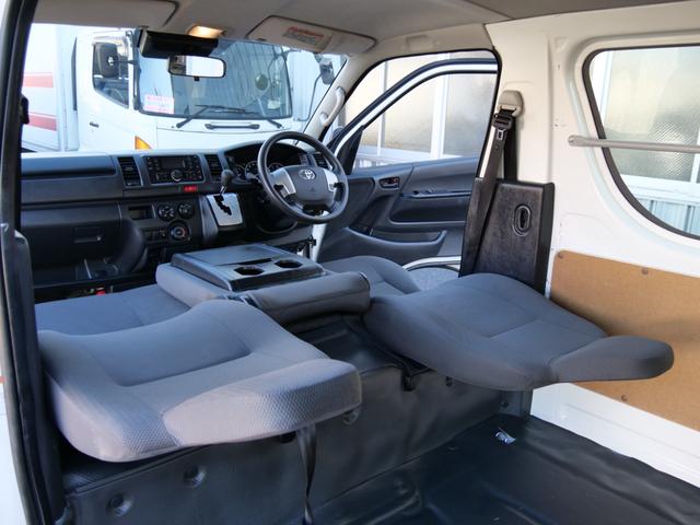 ハイエースバン ロングＤＸ　４ドア　荷室長さ３００ｃｍ助手席前倒し長さ３８５ｃｍ荷室床ビニール床フック６カ所あり　３人乗　禁煙者東京都内ワンオーナー車　全記録簿有すべてトヨタディーラー点検整備　ＴＳＳプリクラ車線逸脱警報（80枚目）