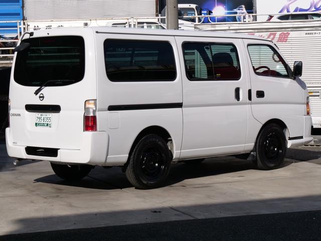 キャラバン ロングＤＸ　５ドア両側スライドドア　ＡＴ６人乗　可倒式リアシートあり　ナビＥＴＣ付Ｂｌｕｅｔｏｏｔｈ　オーディオ　ハンズフリー電話機能　　タイミングベルト無しガソリンエンジン　助手席前倒し時長尺荷物長さ３７５ｃｍ（27枚目）