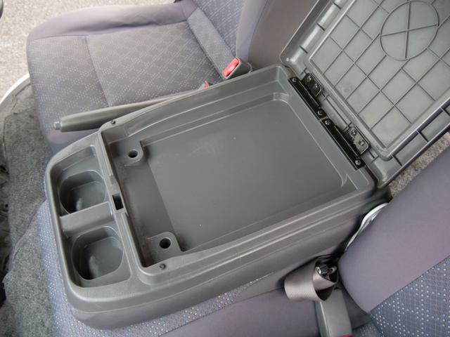 キャラバン ロングＤＸ　５ドア両側スライドドア　ＡＴ６人乗　可倒式リアシートあり　ナビＥＴＣ付Ｂｌｕｅｔｏｏｔｈ　オーディオ　ハンズフリー電話機能　　タイミングベルト無しガソリンエンジン　助手席前倒し時長尺荷物長さ３７５ｃｍ（58枚目）