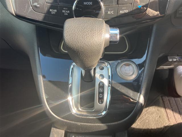 セレナ ハイウェイスター　Ｓ－ハイブリッド　両側電動パワースラドア　ＥＴＣ　ナビ　オートクルーズコントロール　両側電動スライドドア　スマートキー　電動格納ミラー　３列シート　ＣＶＴ　アルミホイール　ミュージックプレイヤー接続可　盗難防止システム　衝突安全ボディ　ＡＢＳ（6枚目）