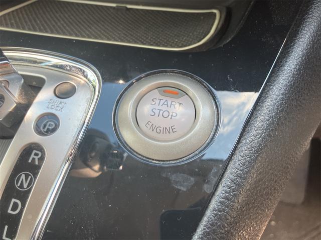 セレナ ハイウェイスター　Ｓ－ハイブリッド　両側電動パワースラドア　ＥＴＣ　ナビ　オートクルーズコントロール　両側電動スライドドア　スマートキー　電動格納ミラー　３列シート　ＣＶＴ　アルミホイール　ミュージックプレイヤー接続可　盗難防止システム　衝突安全ボディ　ＡＢＳ（7枚目）